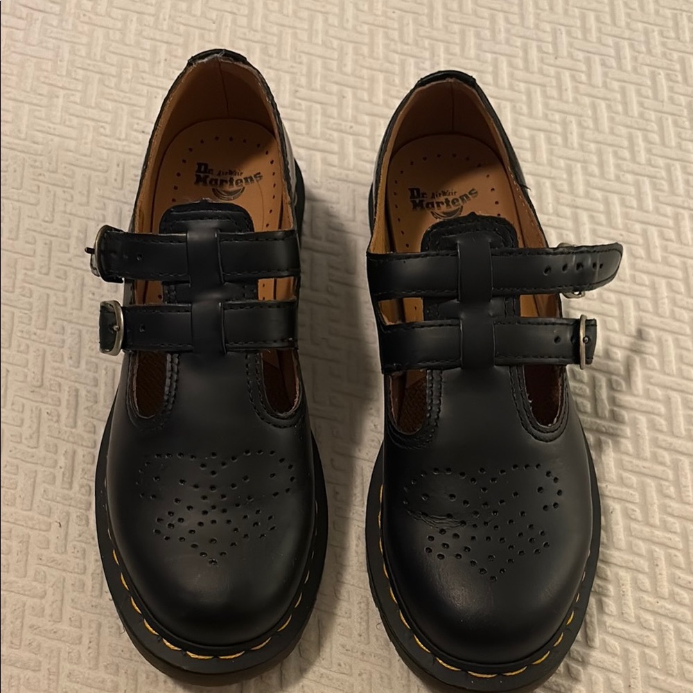 Dr. Martens 8065 Mary Janes